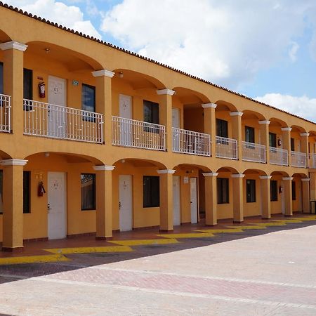 Maria Luisa Inn & Suites Juarez  Esterno foto
