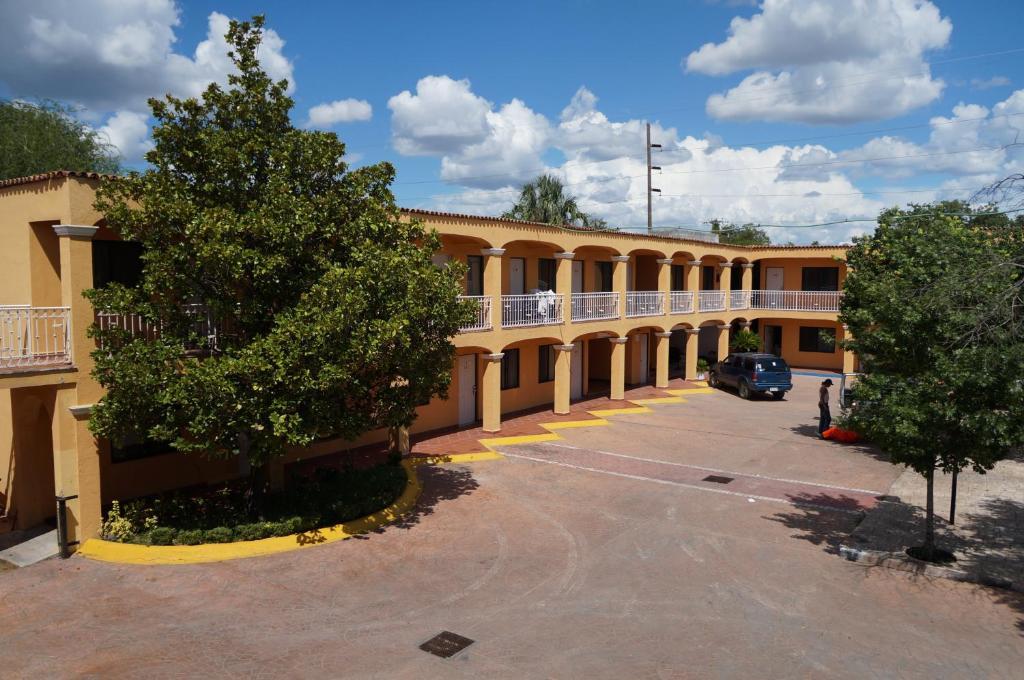 Maria Luisa Inn & Suites Juarez  Esterno foto