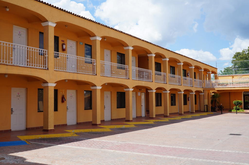 Maria Luisa Inn & Suites Juarez  Esterno foto